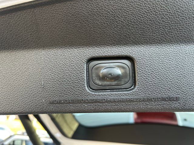 Used 2013 Ford Explorer XLT image 37