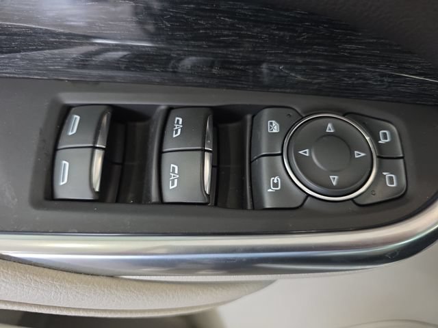 Certified 2023 Cadillac XT4 Premium Luxury w/ Technology Package AWD/4WD image 28