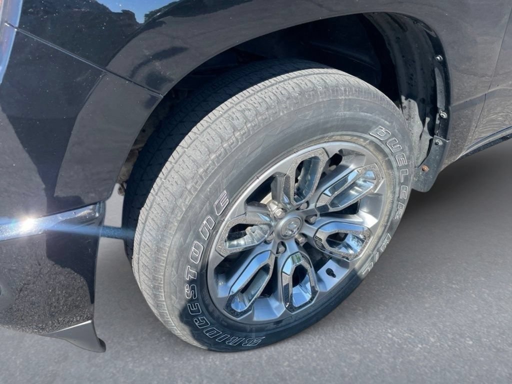Used 2023 RAM 1500 Laramie AWD/4WD image 9