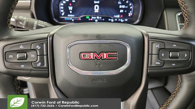Used 2024 GMC Yukon AT4 w/ AT4 Premium Plus Package AWD/4WD image 16
