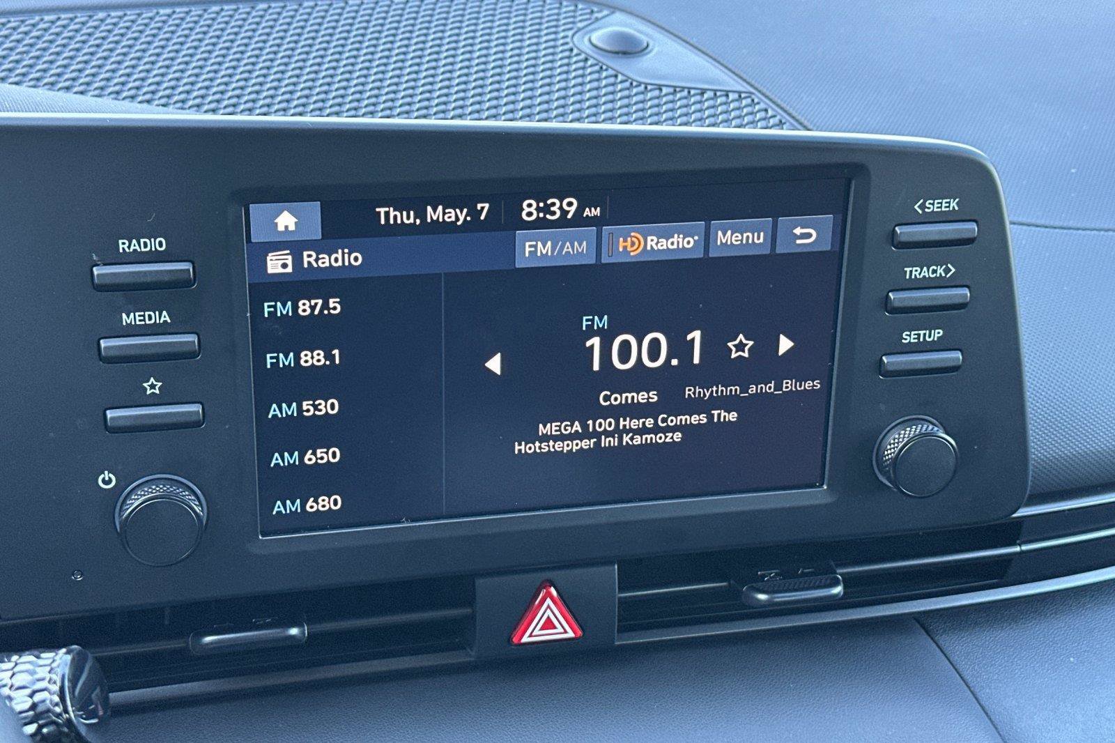 Used 2025 Hyundai Elantra Sport FWD image 16
