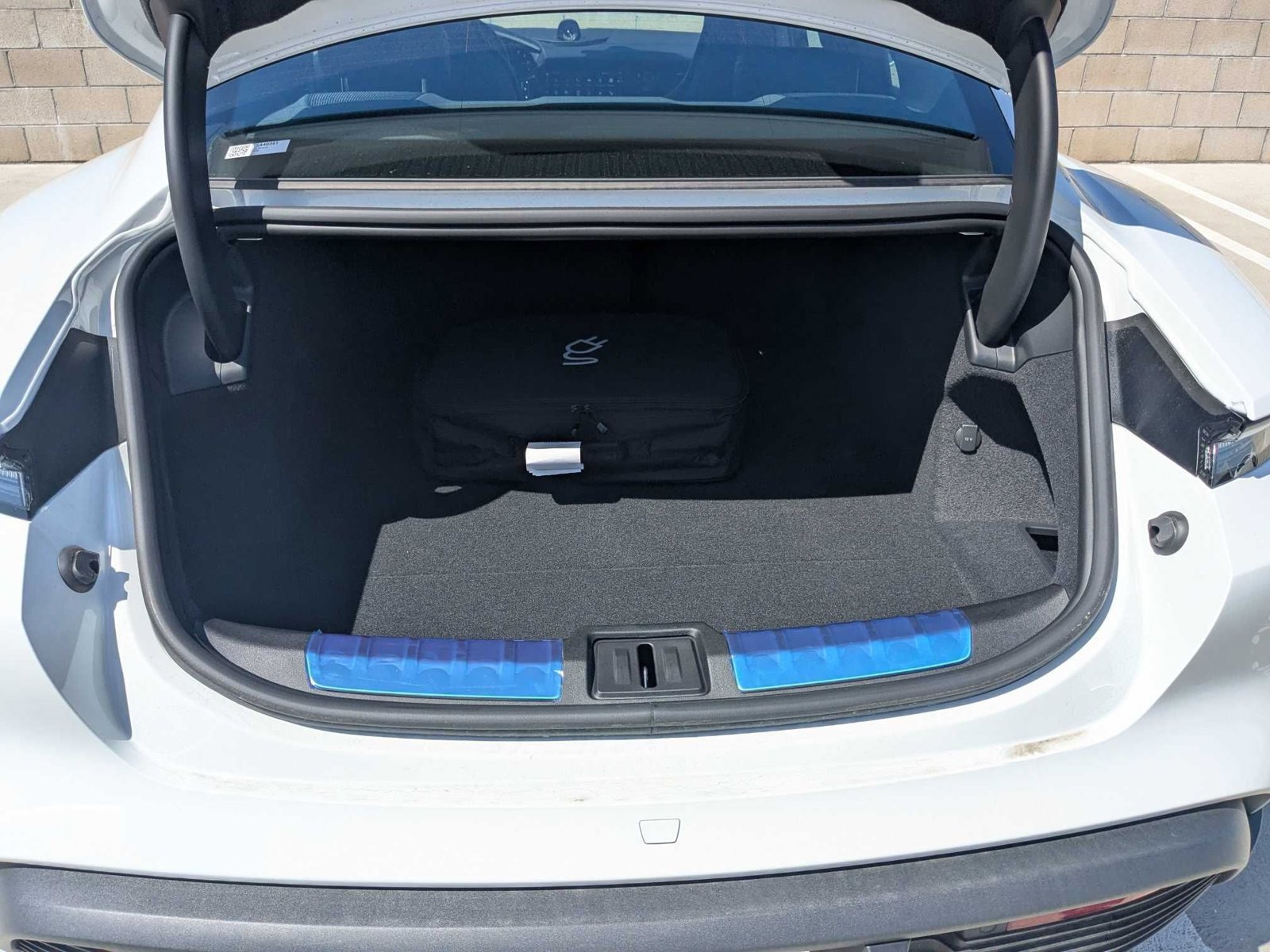 New 2025 Porsche Taycan 4S AWD/4WD image 22