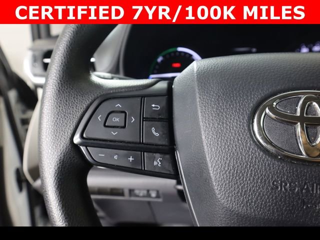 Used 2024 Toyota Sienna LE image 18