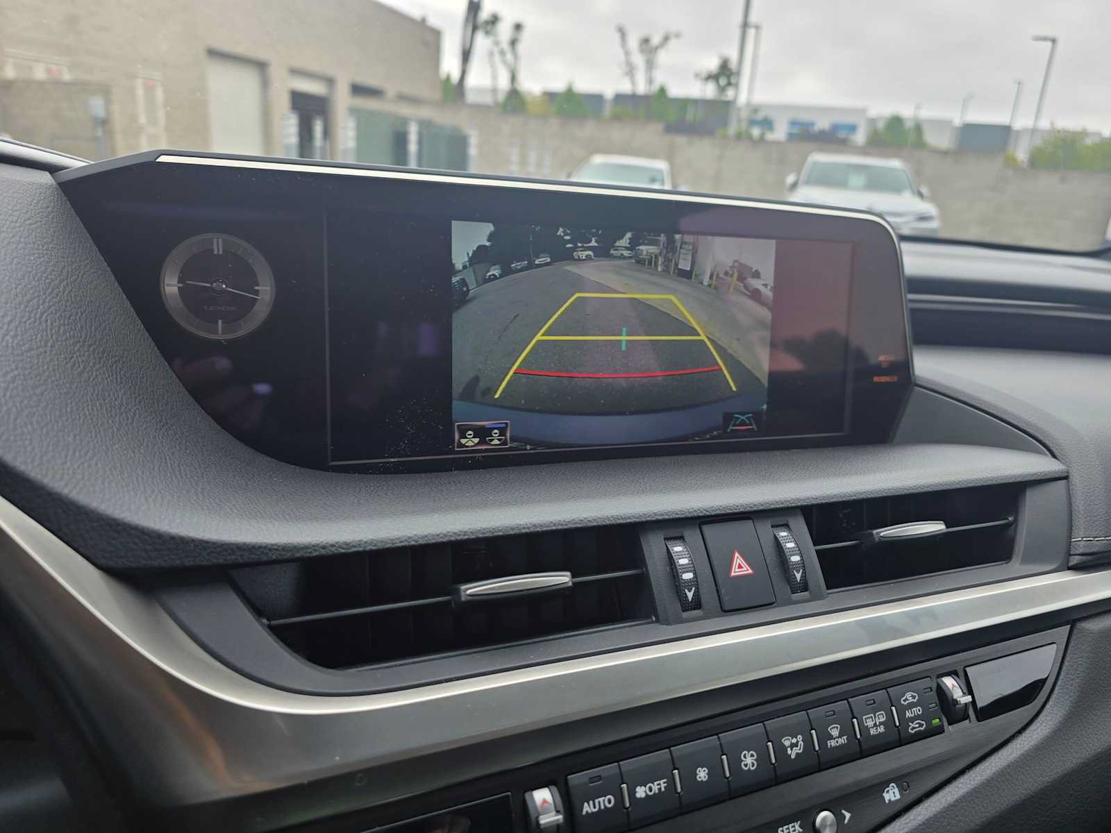 Used 2021 Lexus ES 350 w/ Premium Package FWD image 28