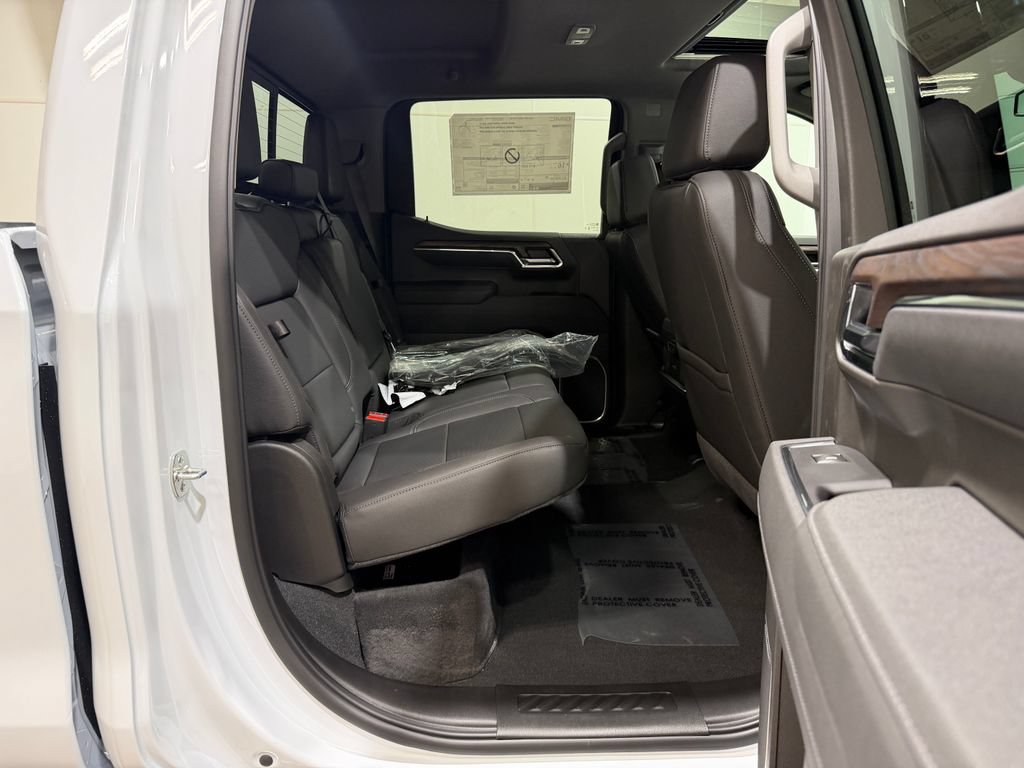 New 2026 GMC Sierra 1500 SLT w/ SLT Premium Package AWD/4WD image 39