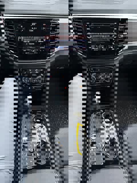 Certified 2023 Volkswagen Atlas SE image 23