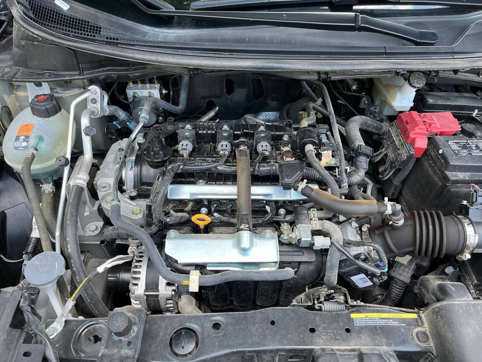 Used 2025 Nissan Versa SV FWD image 30