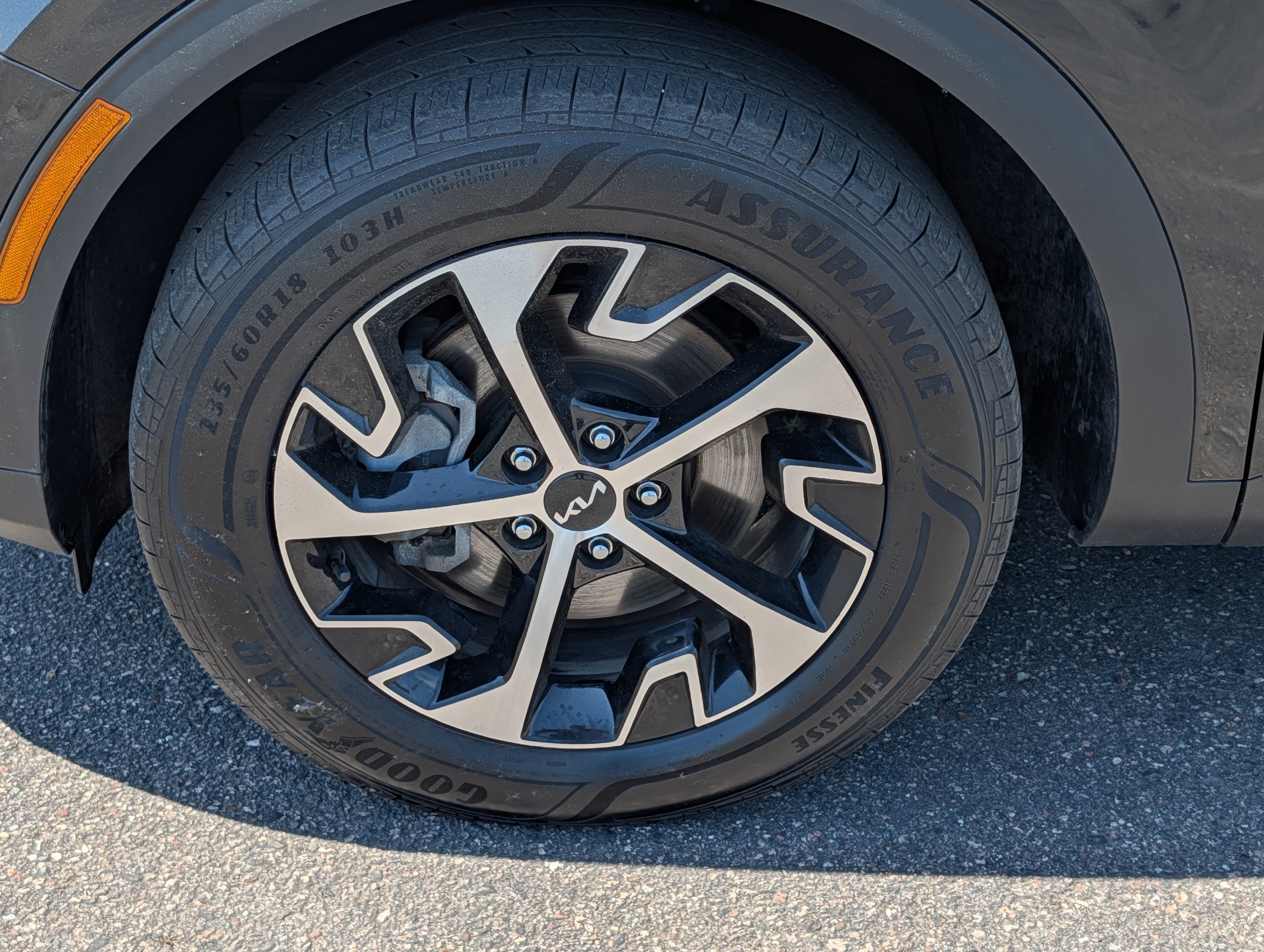 Certified 2023 Kia Sportage EX AWD/4WD image 15