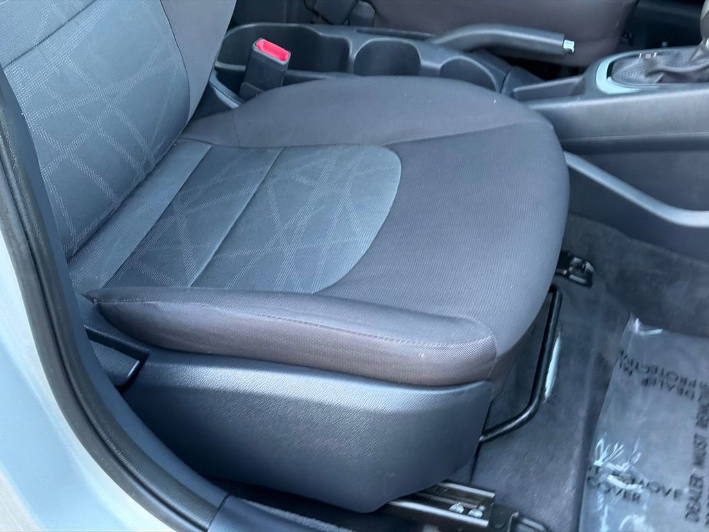 Used 2017 Kia Rio LX w/ Power Package image 10
