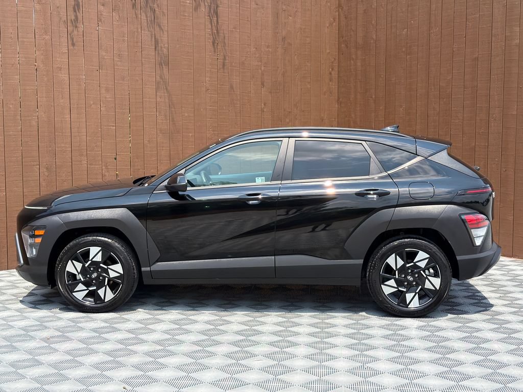 Used 2025 Hyundai Kona SEL FWD image 13