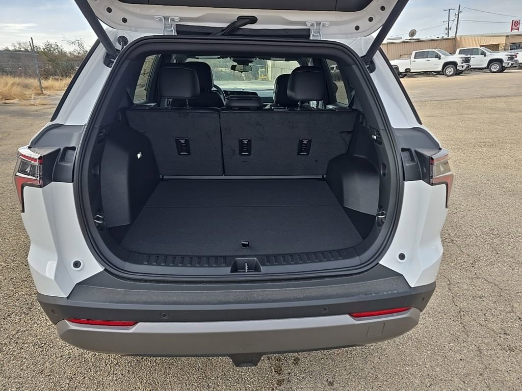 New 2026 Chevrolet Equinox LT w/ Convenience Package II image 8