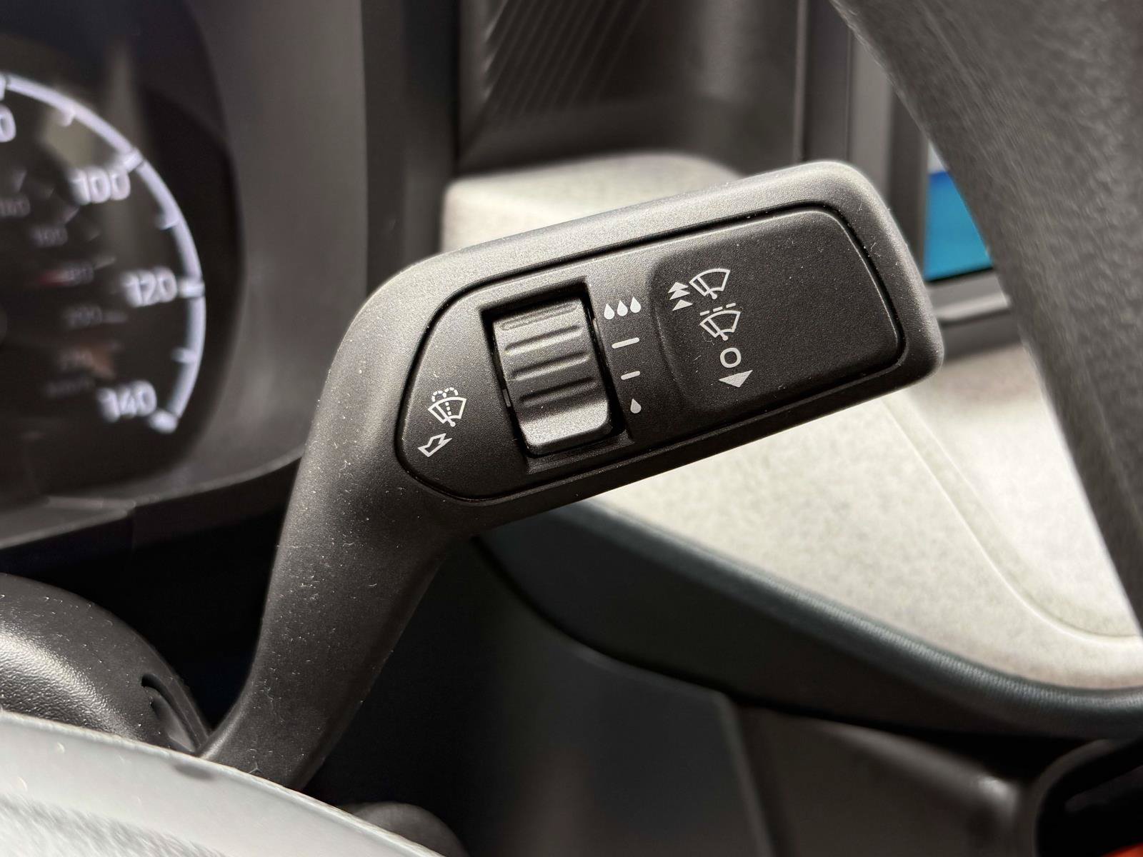 Used 2023 Ford Maverick XLT FWD image 15