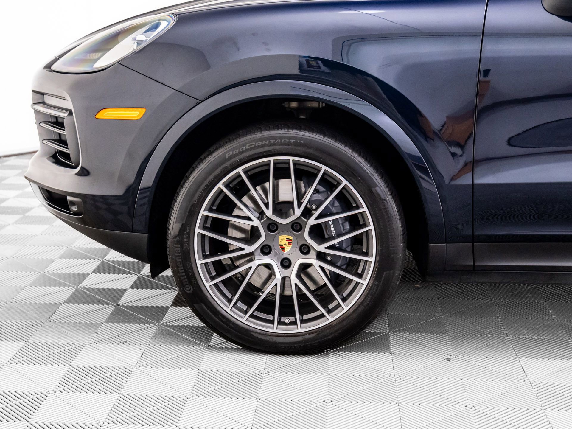 Certified 2021 Porsche Cayenne image 37