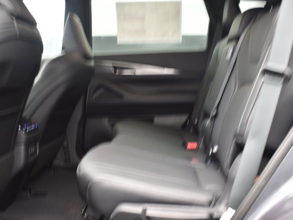 Certified 2026 INFINITI QX60 Pure w/ Cargo Package image 14