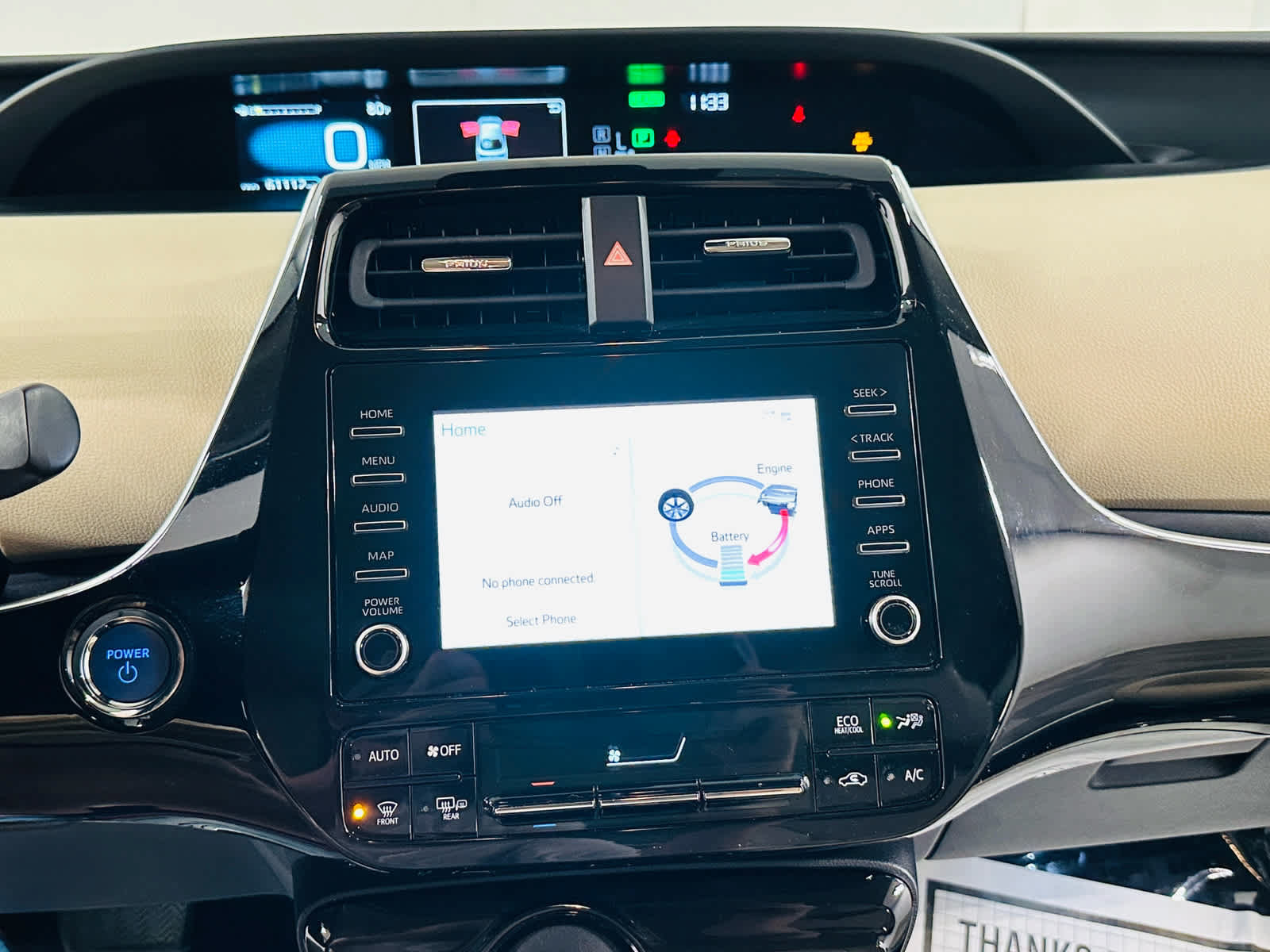 Used 2020 Toyota Prius XLE AWD/4WD image 11