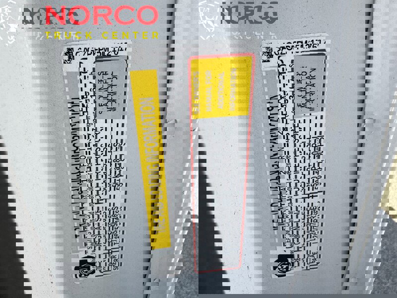 Used 2021 Chevrolet Express 3500 LT w/ LT Preferred Equipment Group image 27