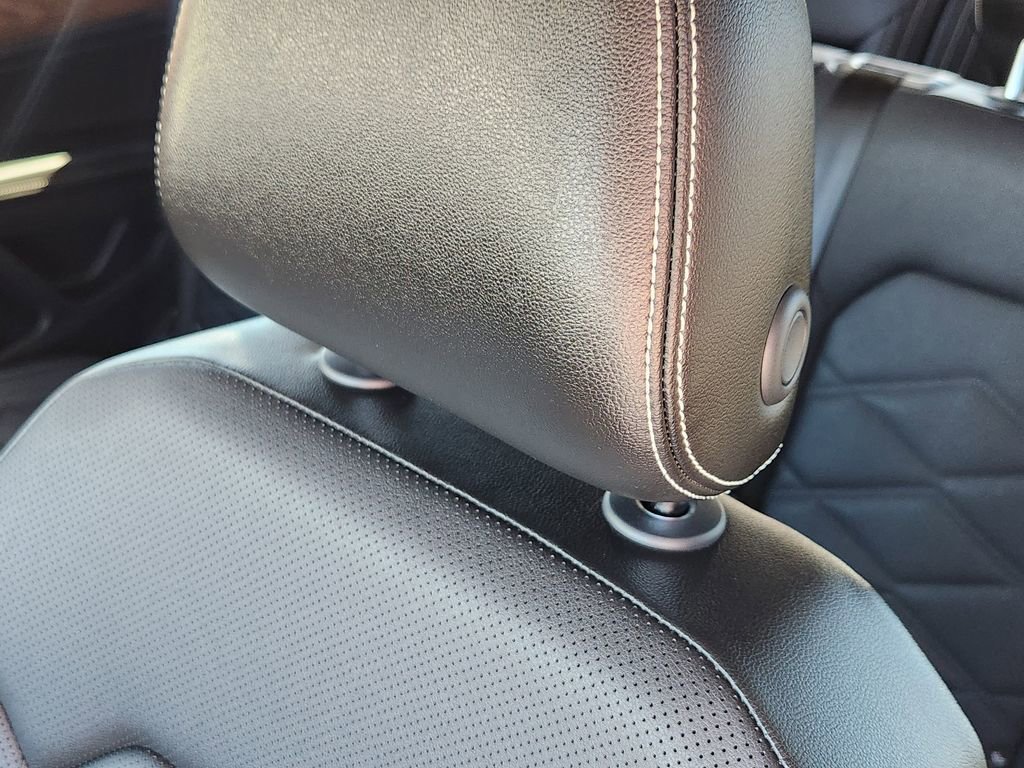 Used 2025 Volkswagen Atlas SE image 6