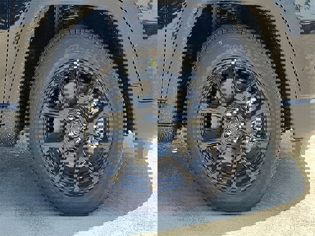 New 2026 Jeep Compass Latitude w/ Sun and Sound Group image 23