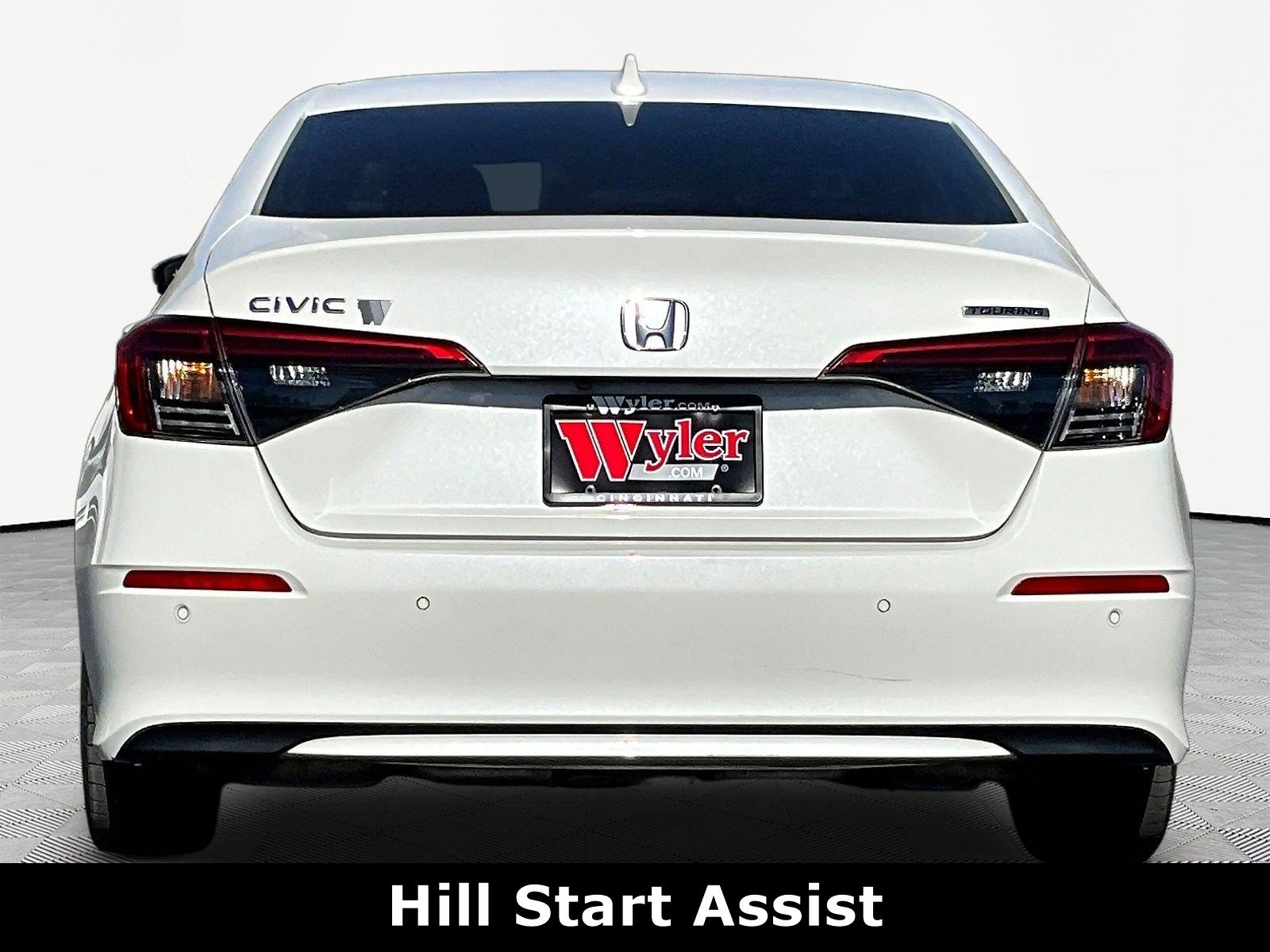 Used 2024 Honda Civic Touring image 5