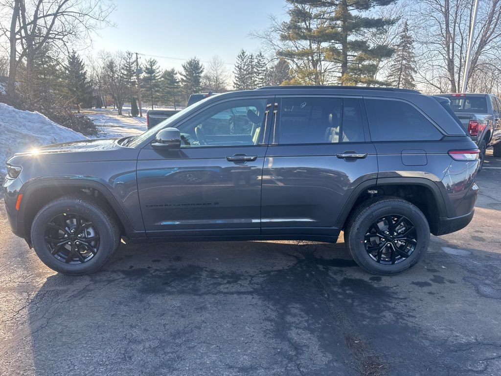 New 2026 Jeep Grand Cherokee Altitude AWD/4WD image 7