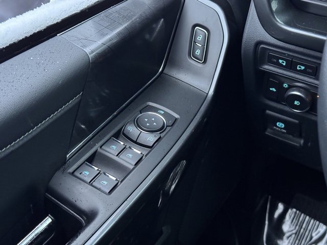 Certified 2022 Ford F150 XLT w/ Equipment Group 302A High image 31