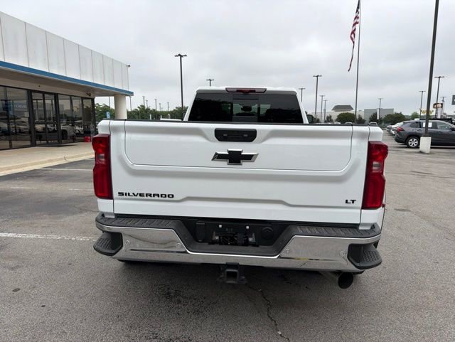 Used 2026 Chevrolet Silverado 3500 LT w/ All Star Edition AWD/4WD image 4