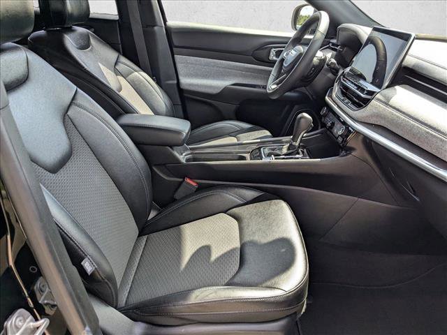 Used 2024 Jeep Compass Latitude image 19