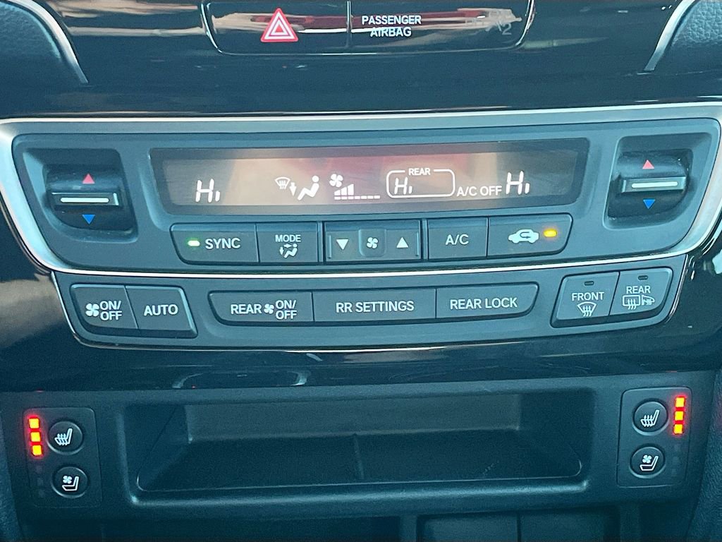 Used 2023 Honda Passport Elite image 16