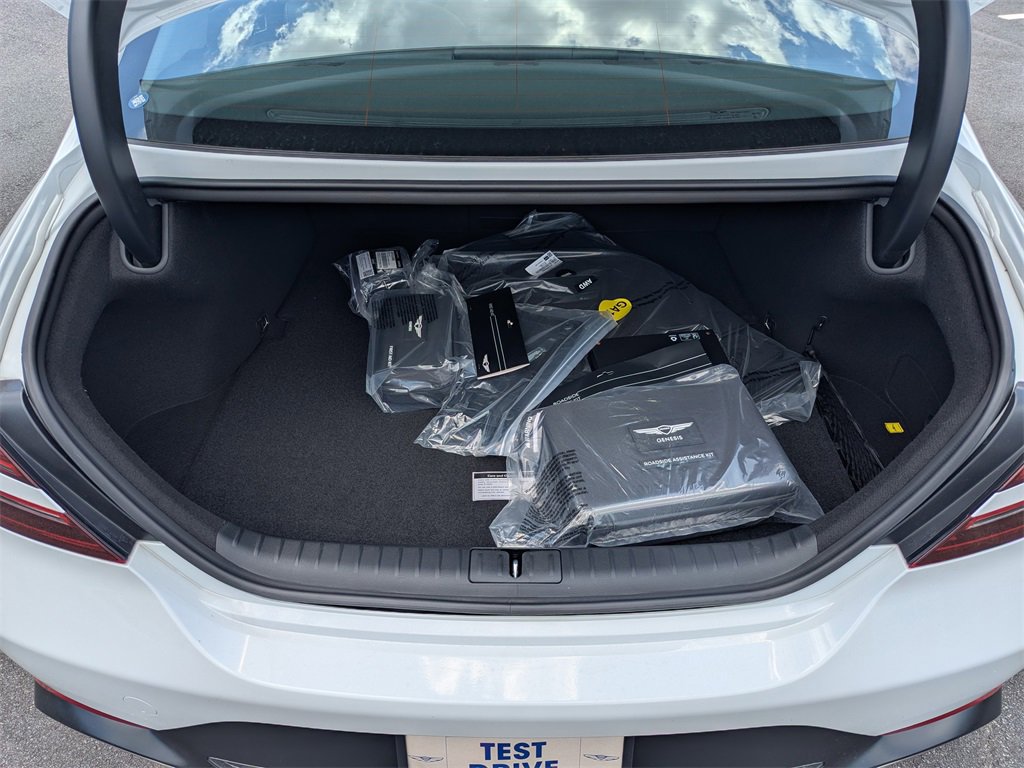 New 2026 Genesis G70 2.5T image 16