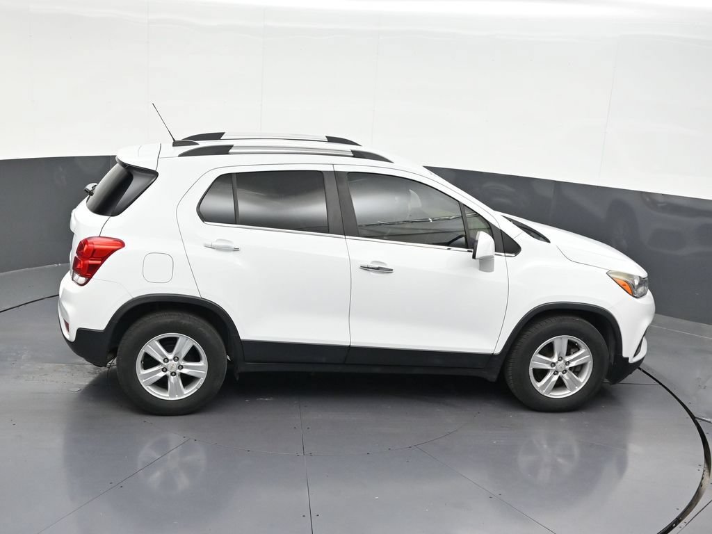 Used 2020 Chevrolet Trax LT w/ LT Convenience Package FWD image 20