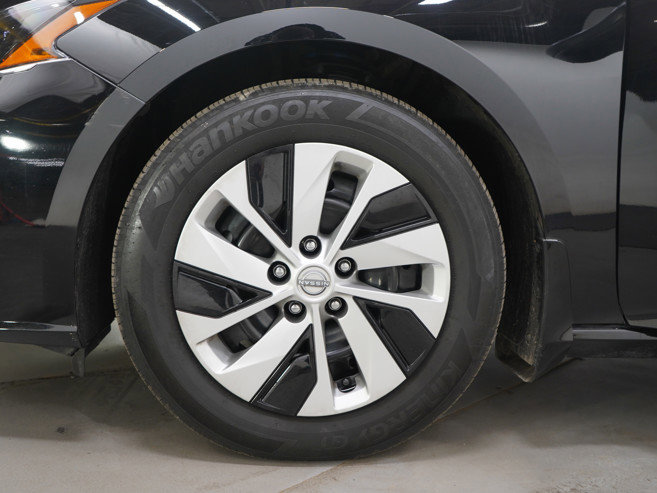 Used 2025 Nissan Altima 2.5 S image 28