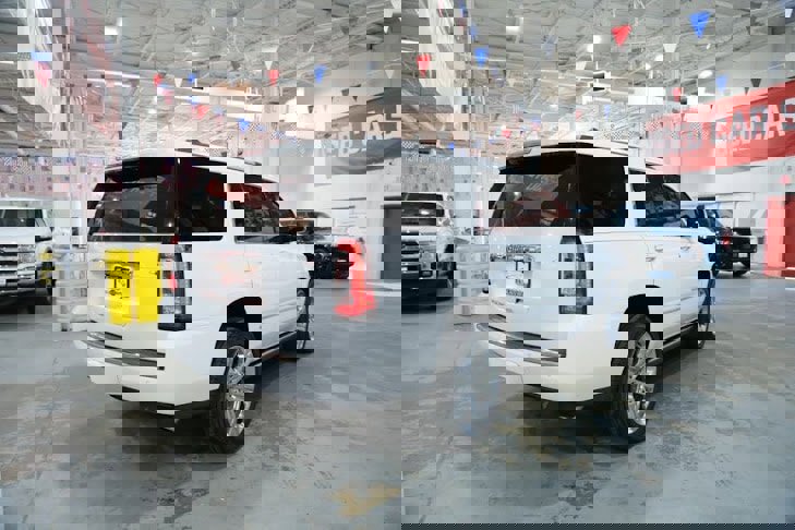 Used 2016 GMC Yukon Denali w/ Open Road Package image 12