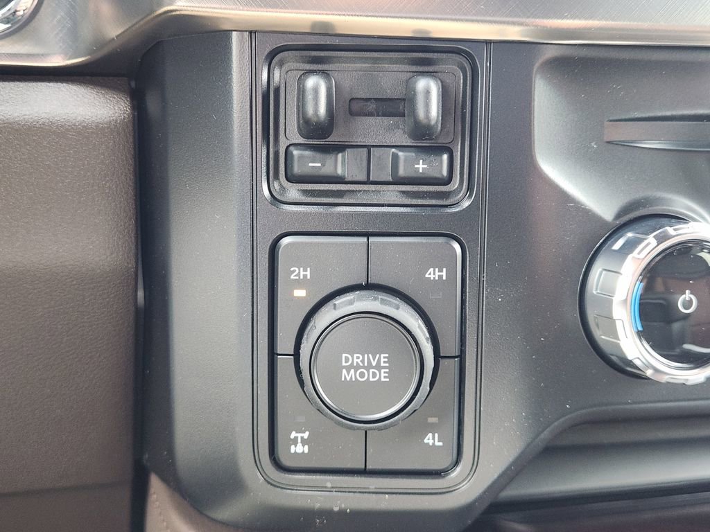New 2026 Ford F350 King Ranch w/ Chrome Package image 14