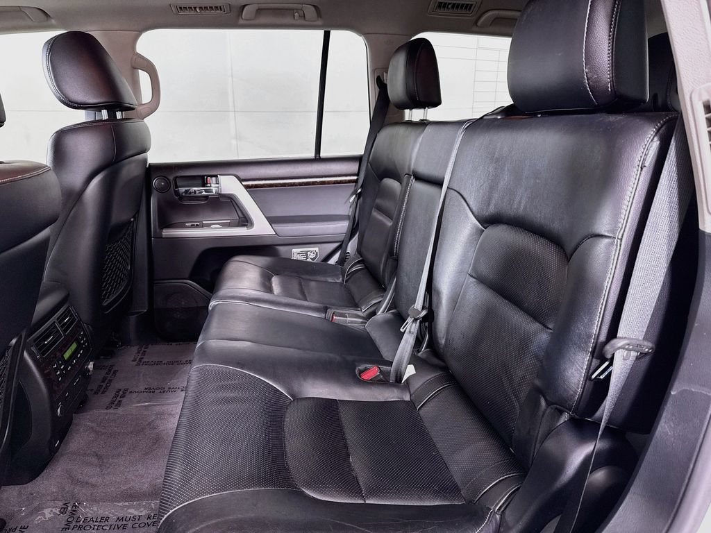 Used 2013 Toyota Land Cruiser AWD/4WD image 32