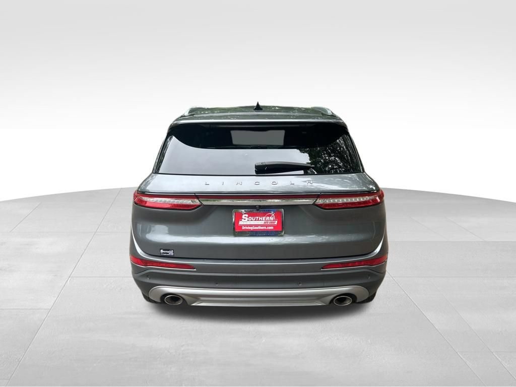 Used 2022 Lincoln Corsair AWD w/ Equipment Group 101A image 4