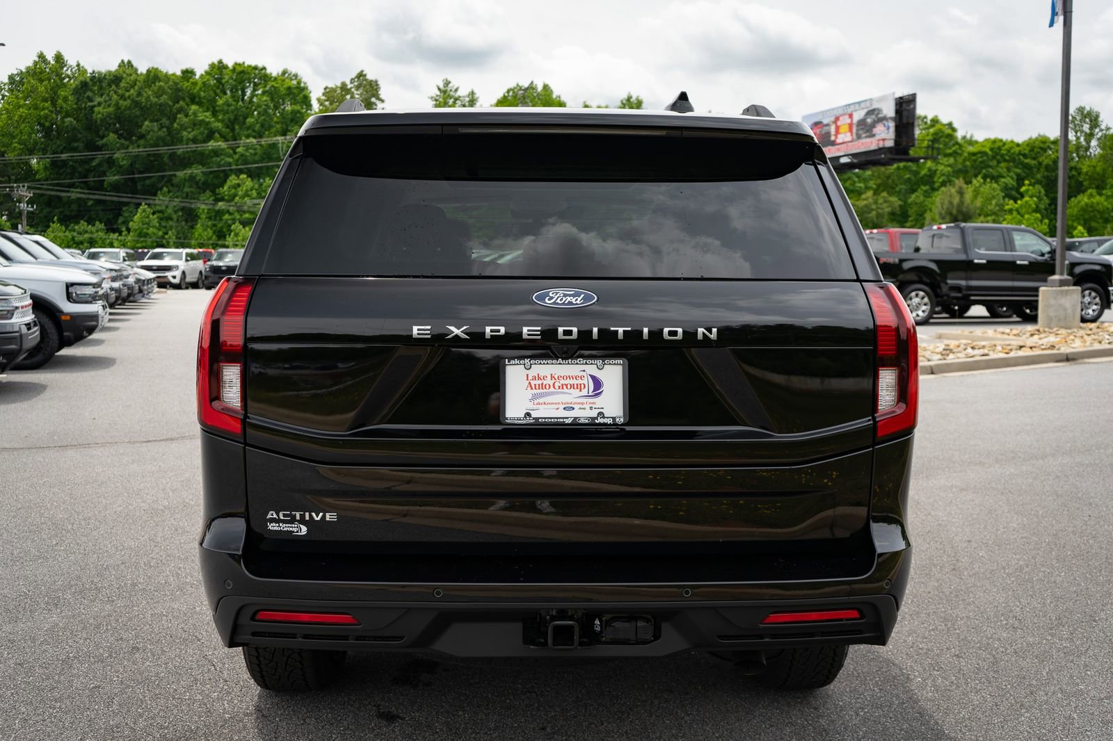 New 2026 Ford Expedition Active AWD/4WD image 8