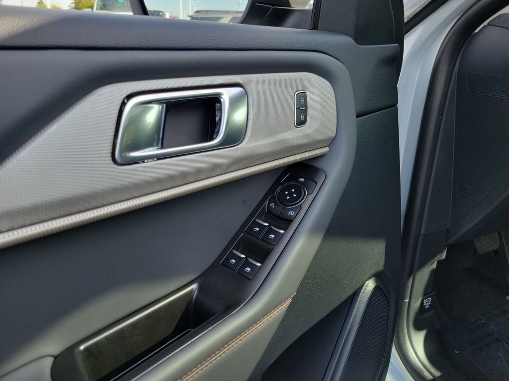 New 2026 Ford Explorer Active image 19