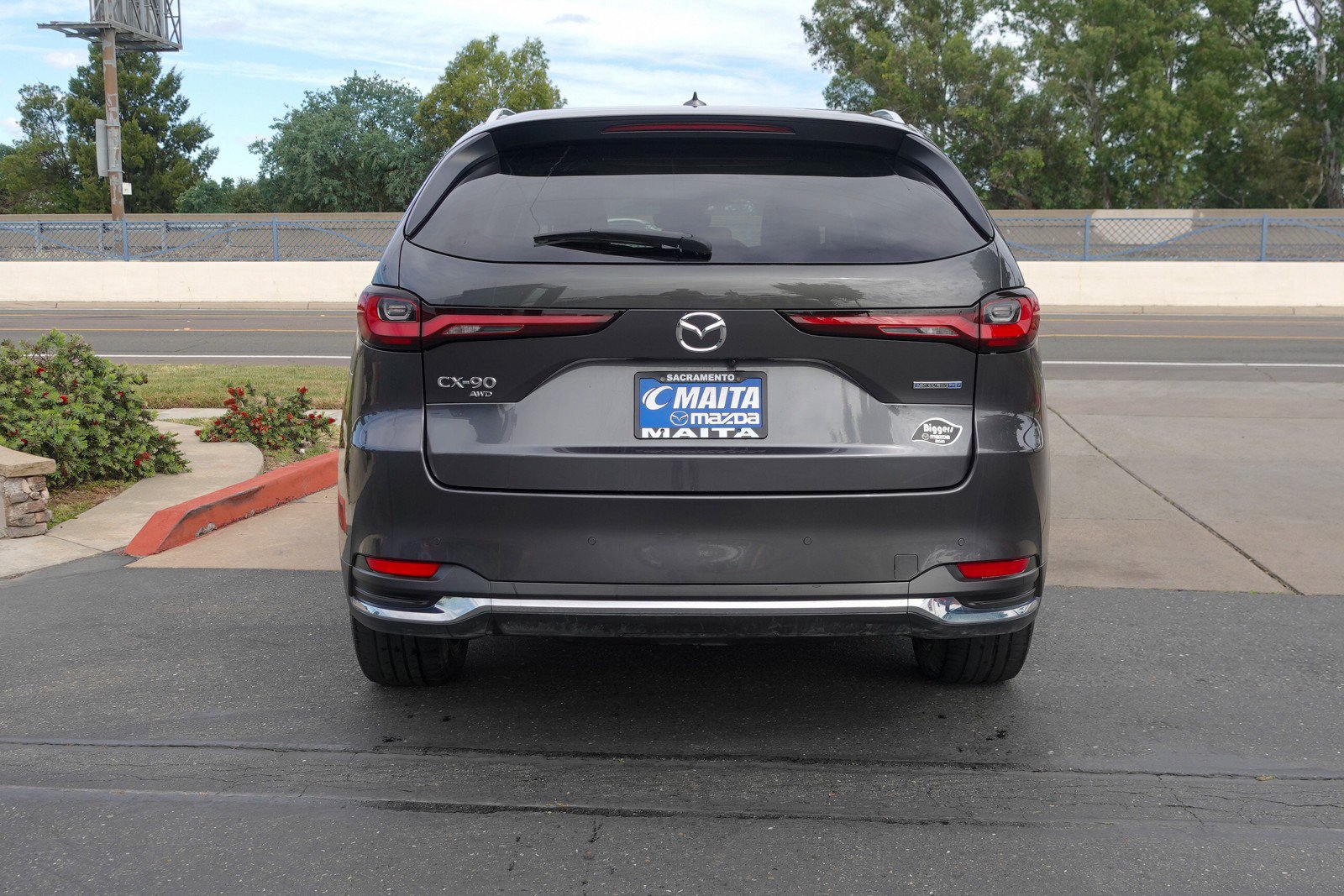 Used 2024 MAZDA CX-90 Plug-In Hybrid w/ Premium Pkg image 6