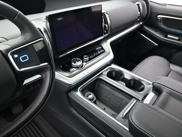 New 2025 Ford Expedition Max Platinum w/ Stealth Performance Package image 25