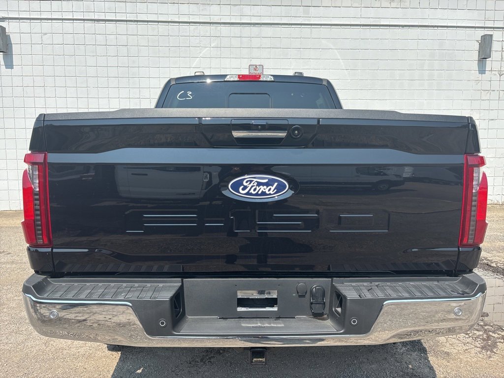 New 2025 Ford F150 XLT w/ Equipment Group 303A High image 6