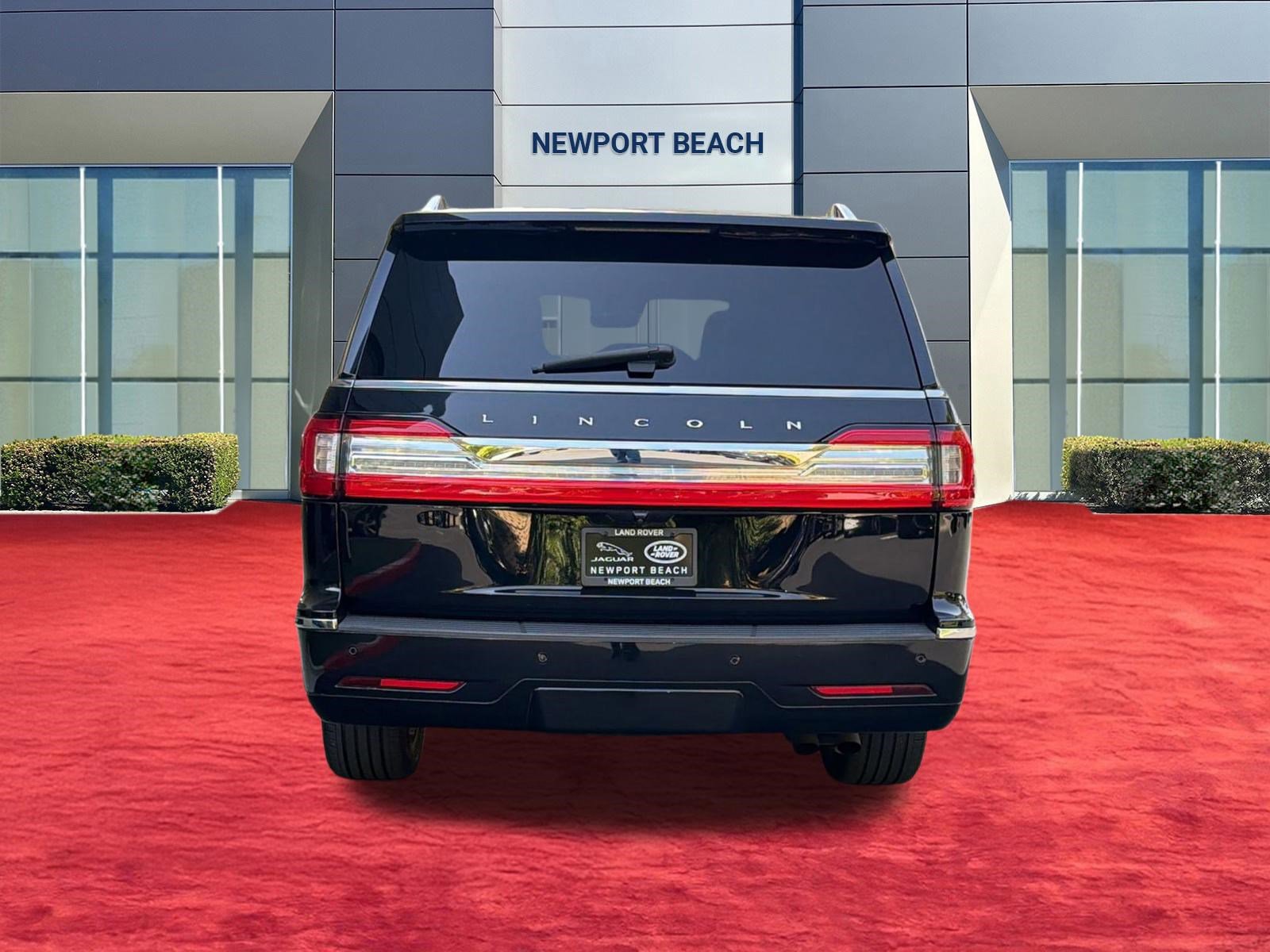 Used 2020 Lincoln Navigator L Reserve w/ Luxury Package AWD/4WD image 10