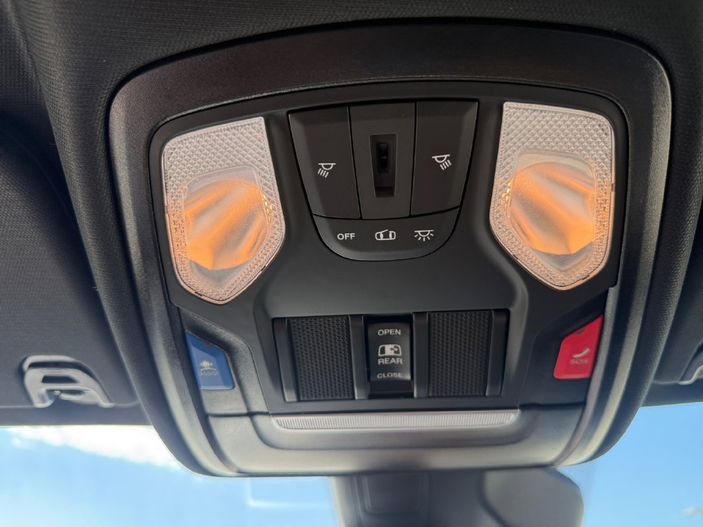 Used 2025 RAM 1500 Big Horn AWD/4WD image 21