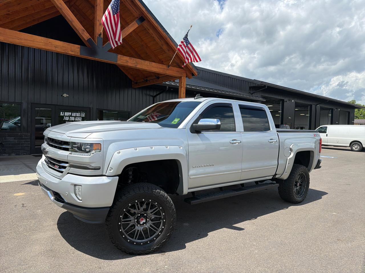 Used 2018 Chevrolet Silverado 1500 LTZ Z71 w/ LTZ Plus Package AWD/4WD image 1