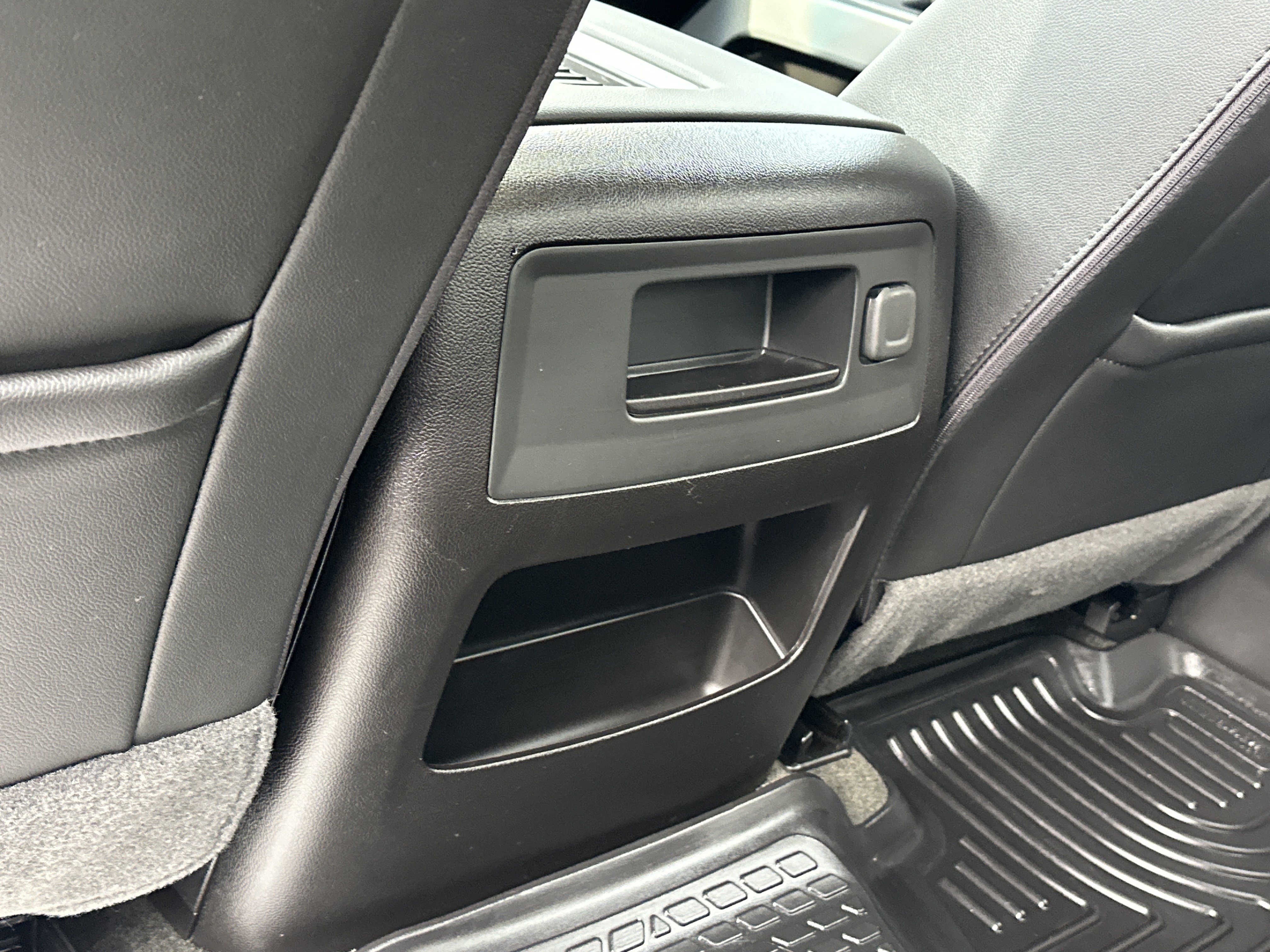 Used 2018 Chevrolet Silverado 2500 LTZ w/ Duramax Plus Package image 12