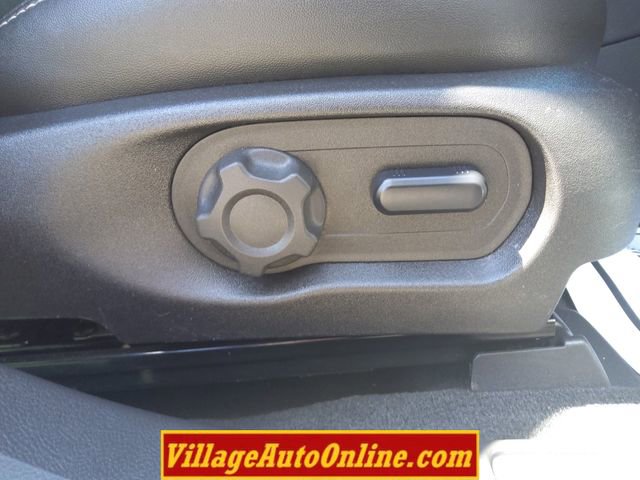 Used 2016 Ford Taurus SEL w/ Equipment Group 201A AWD/4WD image 34