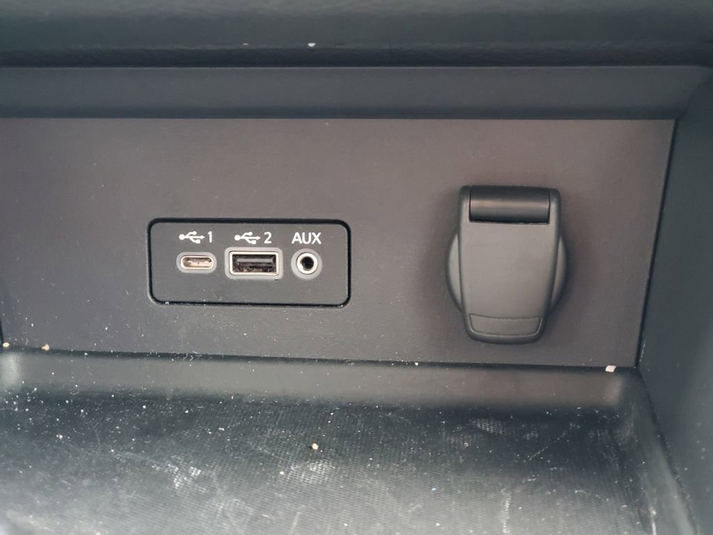 Used 2023 Nissan Sentra SV image 28