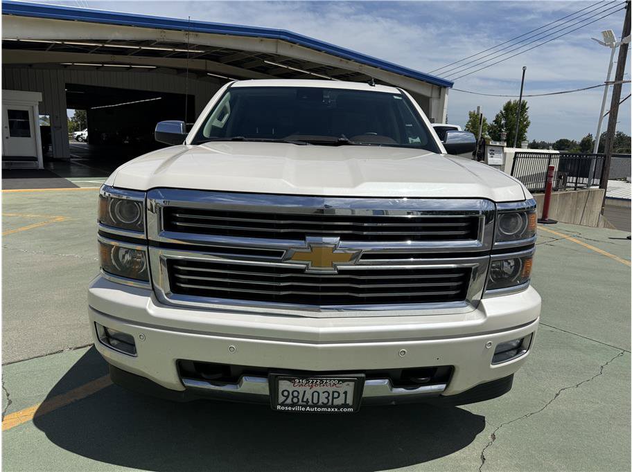 Used 2014 Chevrolet Silverado 1500 High Country w/ High Country Premium Package AWD/4WD image 3