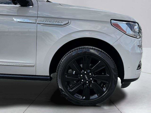 Used 2023 Lincoln Navigator Reserve RWD image 61