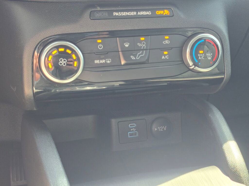 Used 2022 Ford Escape S image 32