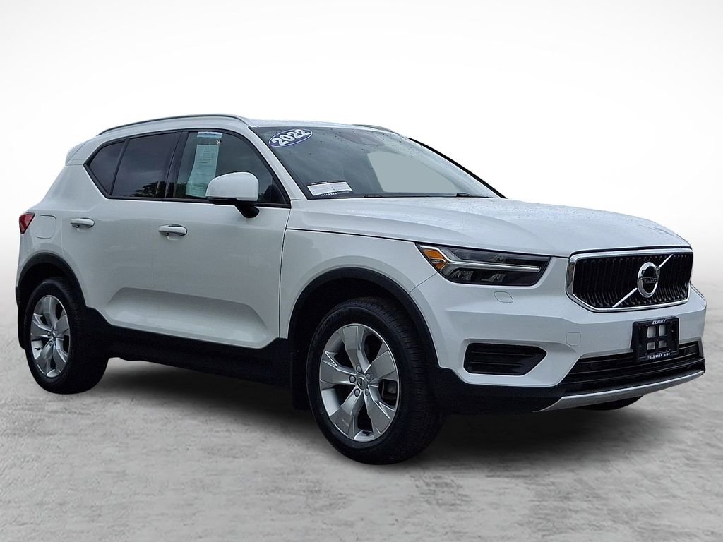 Used 2022 Volvo XC40 T5 Momentum w/ Climate Package AWD/4WD image 3
